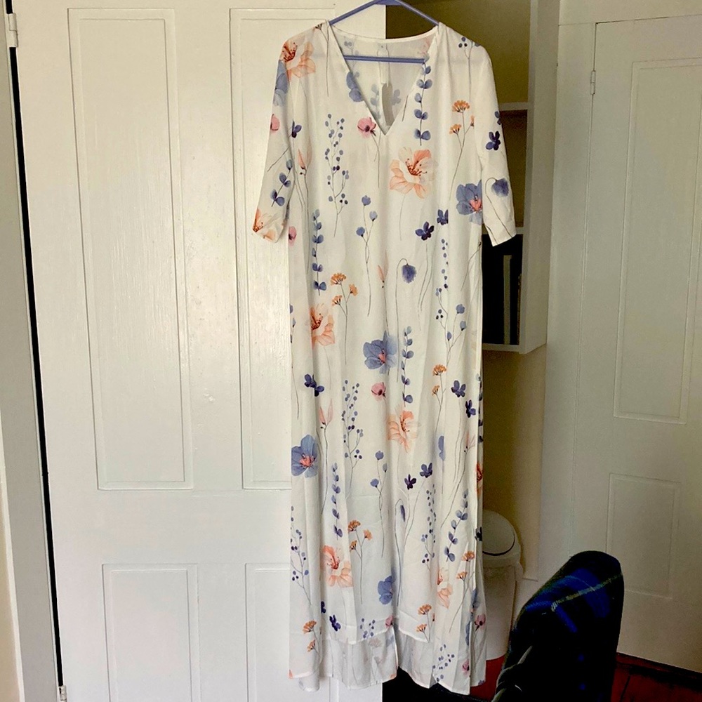 Dress from Fyges (Instagram).  White/floral print, hi-lo maxi dress, size L.